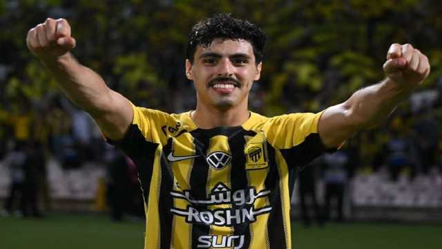 مدافع الاتحاد: الـ7 نقاط لا تكفينا.. نطمح لـ10 نقاط فارق عن الهلال