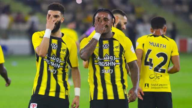 الحكام تقر بعدم صحة ضربة الجزاء في لقاء الاتحاد والخلود