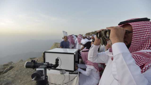 الحقيل: رمضان سيكمل 30 يوما في حال تكون غيوم