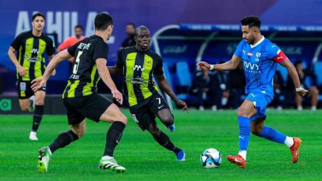 الاتحاد يطلب تحكيم أجنبي لمواجهة الهلال