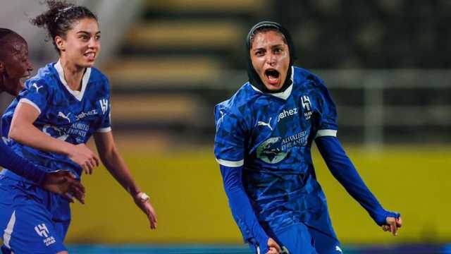 سيدات الهلال يفزن على الاتحاد بثلاثية .. صور