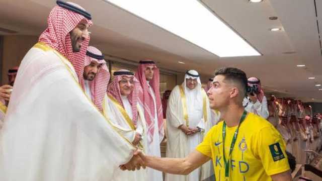 رونالدو يشيد بولي العهد: الدوري السعودي ينمو بسرعة بفضل دعمه .. فيديو