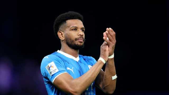 الهلال يفضل تجديد عقد البليهي أولاً قبل سالم الدوسري