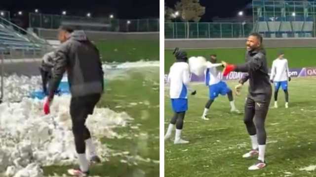 العويس يلهو بالثلج في تدريبات الهلال قبل مواجهة باختاكور .. فيديو