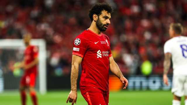 محمد صلاح على بعد خطوة من إرتداء قميص إتحاد جدة السعودي