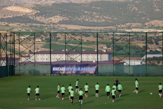 بيراميدز يواصل تدريباته بمعسكر تركيا استعداداً للموسم الجديد