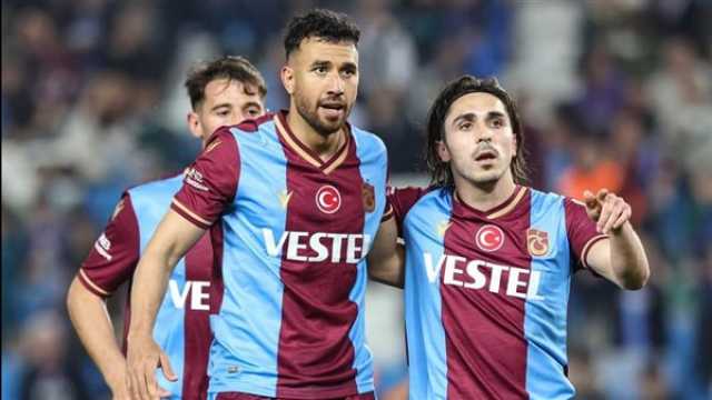 تريزيجيه بديلًا في تشكيل طرابزون سبور الرسمي لمواجهة بشكتاش بالدوري التركي