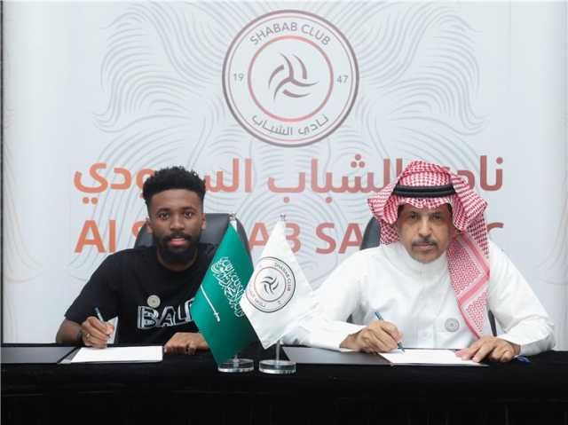 الدوري السعودي للمحترفين.. الشباب يتعاقد مع نجم الهلال رسميًا