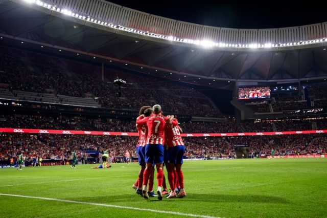 أتلتيكو مدريد يفوز على قادش بثلاثية بعد ريمونتادا مثيرة في الدوري الإسباني