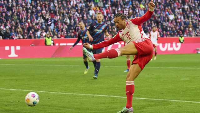 ساني يخرج عن صمته وعلق على رحيله المحتمل إلى ليفربول أو مانشستر سيتي