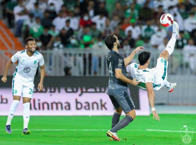 الدوري السعودي للمحترفين.. موعد مباراة الأهلي والطائي والقنوات الناقلة