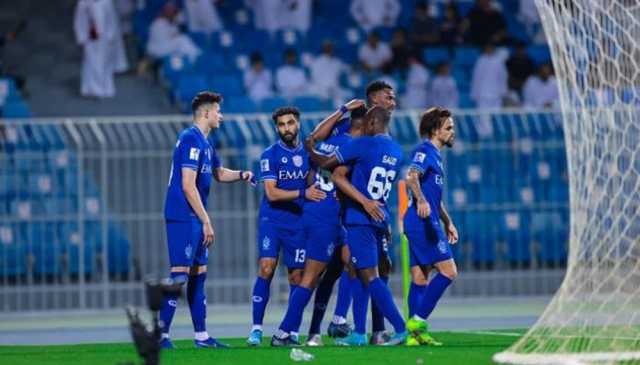 الهلال يكتسح الاتحاد بثلاثية ويتأهل لنصف نهائي البطولة العربية