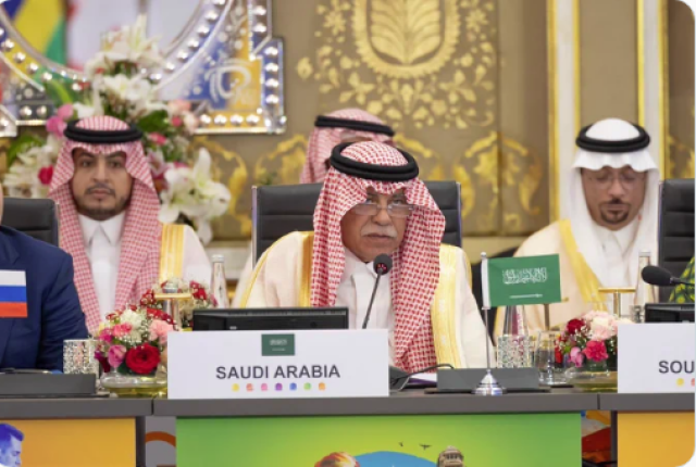 خلال اجتماعات وزراء التجارة بمجموعة العشرين.. القصبي يستعرض رؤية 2030 لتعزيز اندماج الاقتصاد السعودي