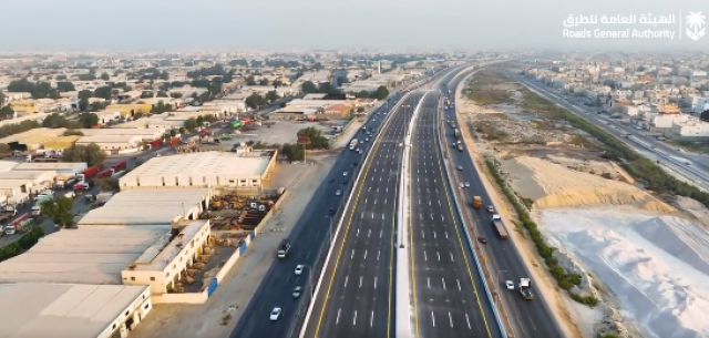 افتتاح الحركة المرورية على جسر تقاطع مدخل النابية مع طريق أبو حدرية السريع