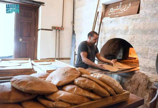 إقبال على دكاكين مخابز جدة التاريخية.. عراقة تمتد لـ100 عام (صور)