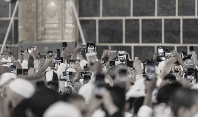 «الحج والعمرة» توضح آداب التصوير في الحرم