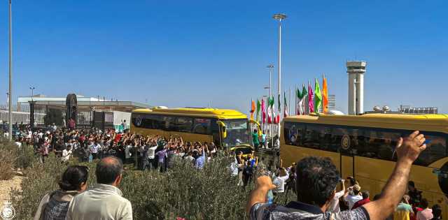 «أشياء لا تشترى».. مقطع يوثق الاستقبال الحار لبعثة النصر في إيران