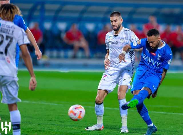 الهلال يفوز على الشباب ويخطف صدارة 'دوري روشن'