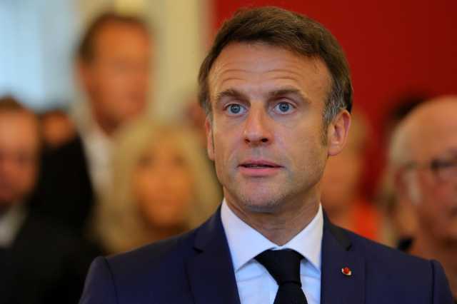 ماكرون: سفير فرنسا لدى النيجر مأخوذ كرهينة