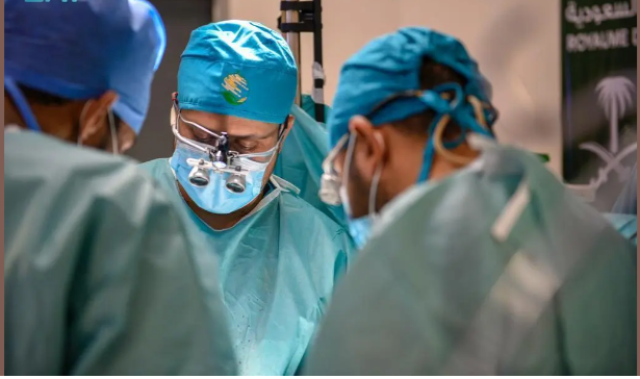«سلمان للإغاثة» يدشن المشروع الطبي التطوعي لجراحة القلب بالمناظير للبالغين في موريتانيا