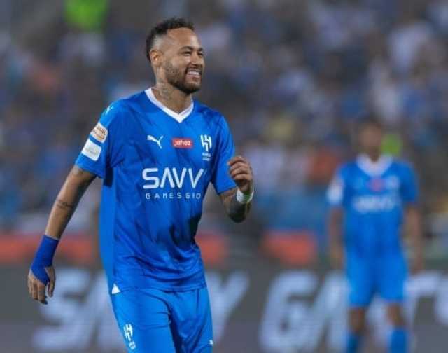 على طريقة ميتروفيتش.. نيمار يحتفل بفوز الهلال بديربي الرياض (فيديو)