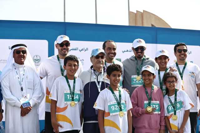 برعاية الأمير سعود بن نايف.. تتويج الفائزين والفائزات بسباق الجري الدولي (صور)