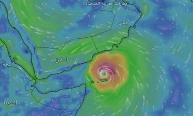 تحذير للمواطنين من إعصار مداري قادم إلى محافظة يمنية 