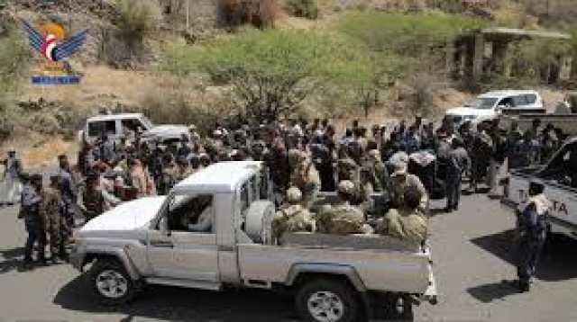 الحوثيون يستأنفون فتح عدة طرقات في تعز ونبيل شمسان يطالبهم بفتح طريق الحوبان 