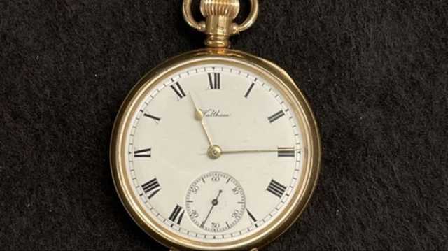 مبلغ قياسي.. بيع ساعة ذهبية لأغنى ركاب تايتانيك في مزاد (صورة)