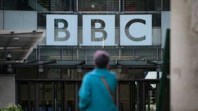 الجزيرة: صحفيون في BBC يتهمون مؤسستهم بالتحيز لـإسرائيل