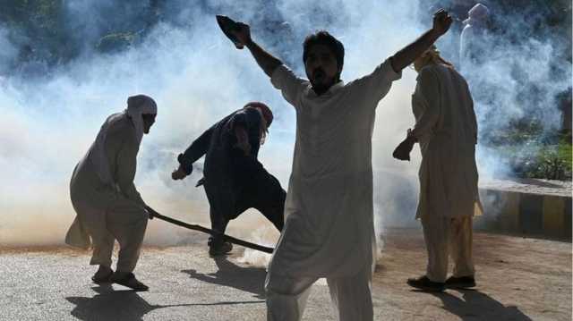 غياب الاحتجاجات الحاشدة في باكستان بعد الحكم بسجن عمران خان