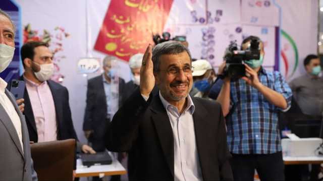 نجاد يترشح رسميا للانتخابات الرئاسية في إيران.. تنافس مرتقب (شاهد)