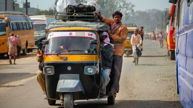 الحر الشديد يتسبب بوفاة 15 شخصا شرق الهند (شاهد)