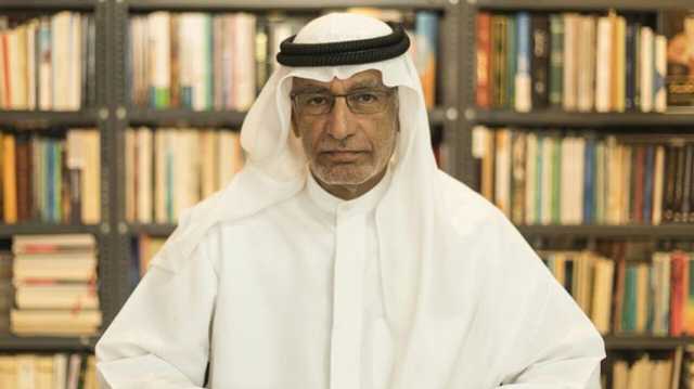 الكاتب الإماراتي عبد الخالق عبد الله يحذف منشورا بعد دقائق من كتابته،، ما فحواه؟