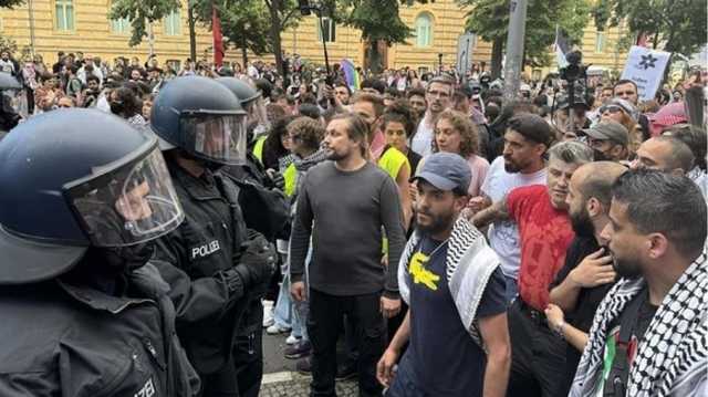 الشرطة الألمانية تواصل قمع واعتقال المتظاهرين الدعمين لفلسطين