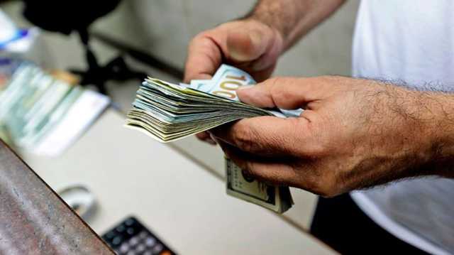 قناة لبنانية تكشف تحويل مدير فرانس بنك 400 مليون دولار إلى الخارج