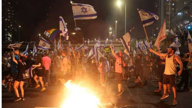 دعوات إسرائيلية من الائتلاف الحاكم والمعارضة لتشكيل حكومة وحدة