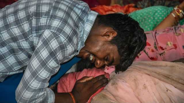 مقتل 116 في حادث تدافع بمناسبة دينية شمال الهند (شاهد)