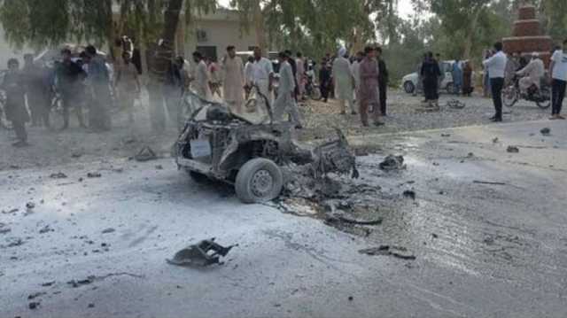 مقتل 11 عاملا بتفجير عبوة ناسفة شمال باكستان