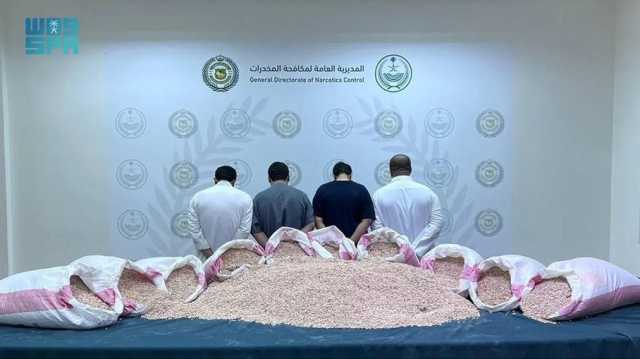 ضبط 3.4 مليون حبة مخدرات في السعودية.. تورط وافدين عرب (شاهد)