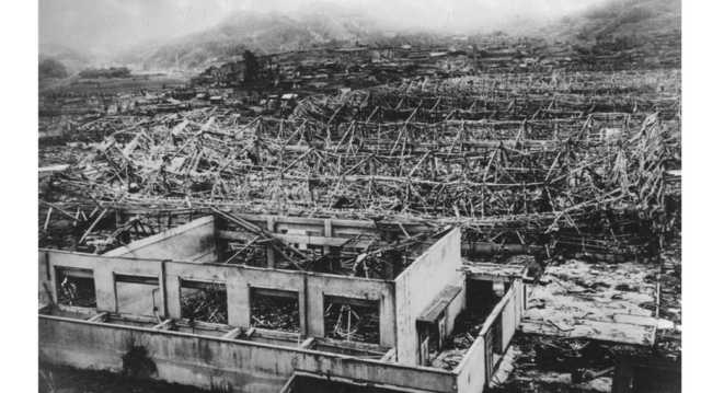 اليابان تحيي الذكرى 78 لقصفها بالقنبلة النووية.. ماذا قال رئيس بلدية هيروشيما؟