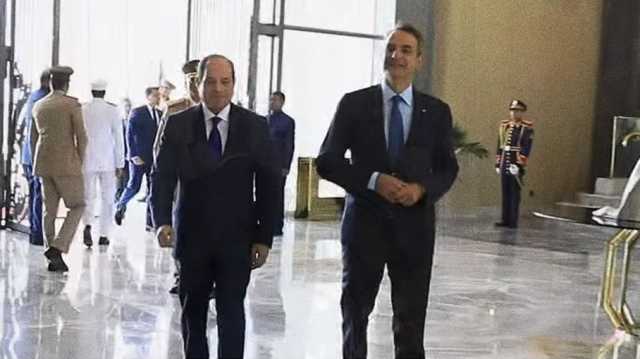 صور السيسي بالقصر الرئاسي الجديد تثير استياء في مصر.. إحنا فقراء أوي (شاهد)