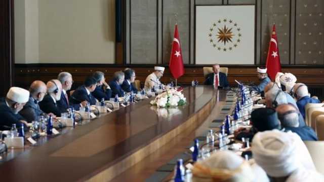 الرئيس التركي يستقبل وفدا من علماء المسلمين في العاصمة أنقرة
