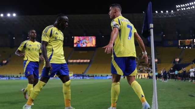 النصر يتعثر في الدوري السعودي ورونالدو يواصل تصرفاته المثيرة للجدل (شاهد)