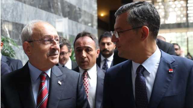 ما هي فرص أوزغور أوزيل للفوز برئاسة أكبر حزب معارض في تركيا؟