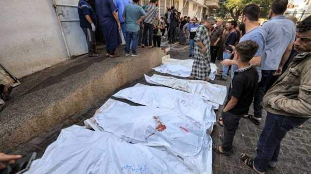 انتشال جثامين شهداء بعد انسحاب قوات الاحتلال من مناطق غربي خانيونس