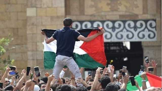 مظاهرة حاشدة في الأزهر بعد صلاة الجمعة دعما لغزة والأقصى (شاهد)