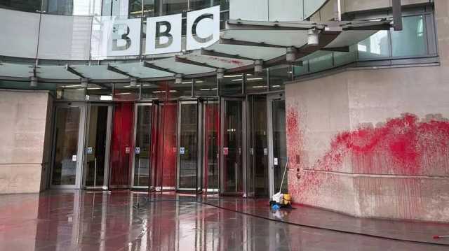 BBC تواجه مجددا نقد مراسليها لانحيازها بتغطية الحرب على غزة