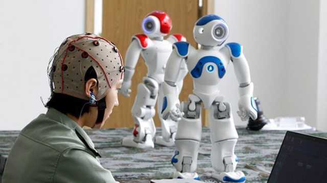 علماء في اليابان يمنحون الروبوتات وجوه وابتسامة من جلد بشري (شاهد)