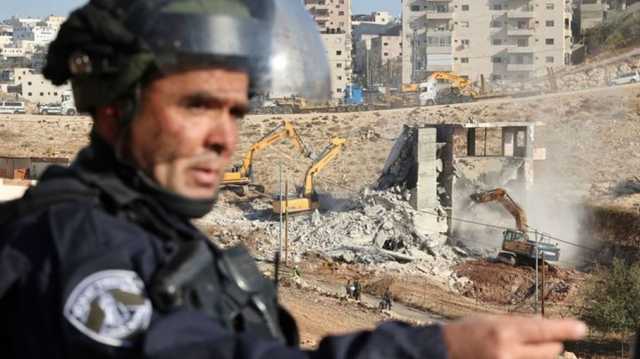 قوات الاحتلال تقتحم صور باهر في القدس تمهيداً لتفجير منزلين